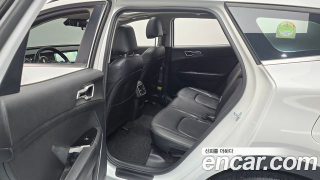 Kia Sportage (V) Gasoline 1.6 Turbo 2WD Prestige 2022 — фото 11