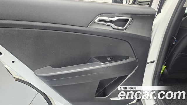 Kia Sportage (V) Gasoline 1.6 Turbo 2WD Prestige 2022 — фото 25