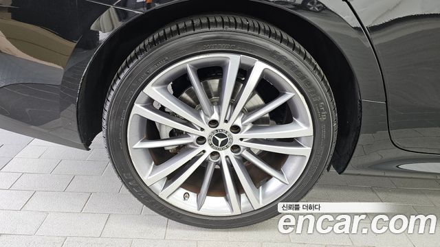 Mercedes-Benz CLS-Class (C257) CLS400d 4MATIC 2019 — фото 5