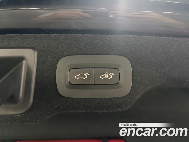 Volvo S90 D5 AWD Momentum 2019 — фото 16