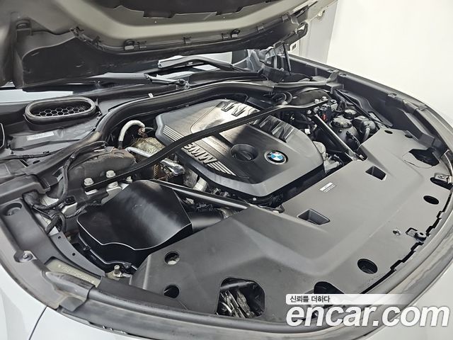 BMW 7 Series (G70) 740d xDrive Design Pure Excellence 2023 — фото 6