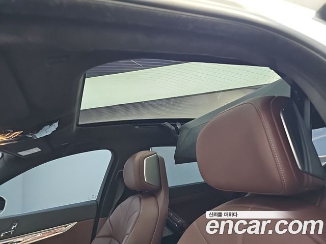 BMW 7 Series (G70) 740d xDrive Design Pure Excellence 2023 — фото 17