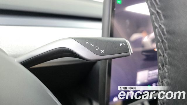 Tesla Model Y RWD 2024 — фото 9