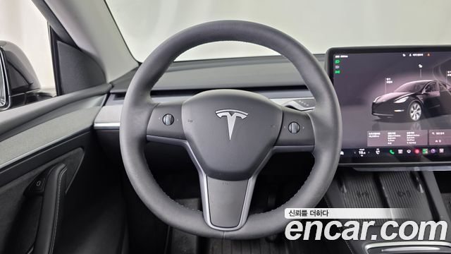 Tesla Model Y RWD 2024 — фото 12