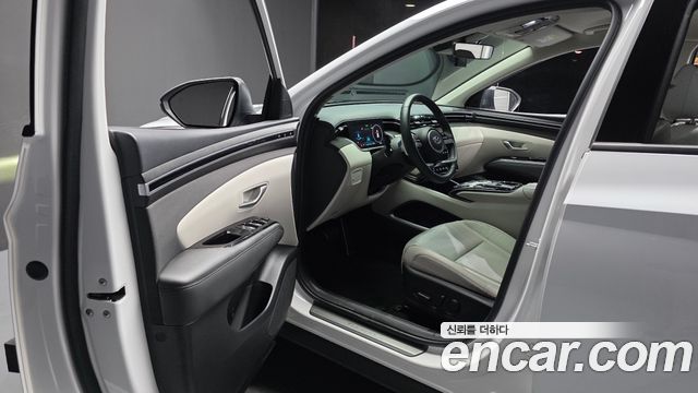 Hyundai Tucson (NX4) Gasoline 1.6 Turbo 4WD Inspiration 2023 — фото 10
