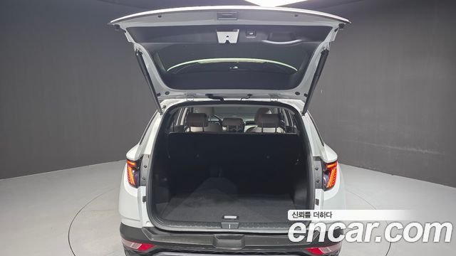 Hyundai Tucson (NX4) Gasoline 1.6 Turbo 4WD Inspiration 2023 — фото 20