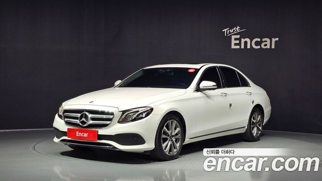Mercedes-Benz E-Class (W213) E300 4MATIC Avnatgarde