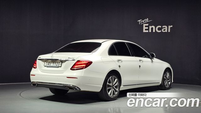 Mercedes-Benz E-Class (W213) E300 4MATIC Avnatgarde 2019 — фото 2