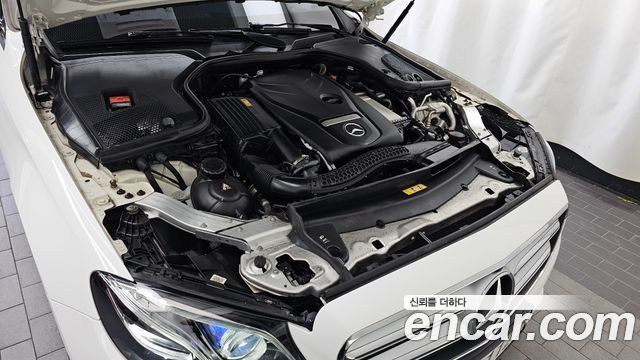 Mercedes-Benz E-Class (W213) E300 4MATIC Avnatgarde 2019 — фото 6