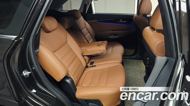 Kia Sorento Gasoline 2.0 Turbo 4WD Master Special 2020 — фото 11