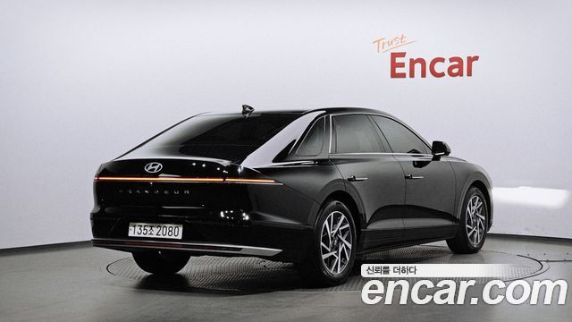 Hyundai Grandeur (GN7) 2,5 Gasoline 2WD Exclusive 2025 — фото 2