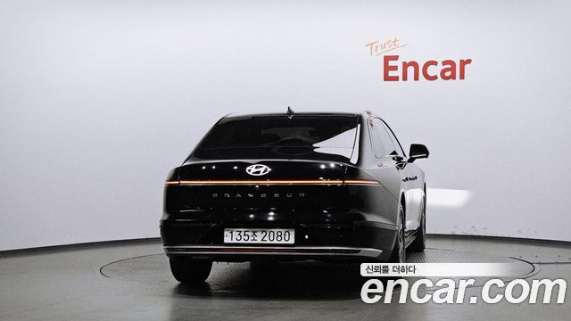 Hyundai Grandeur (GN7) 2,5 Gasoline 2WD Exclusive 2025 — фото 4