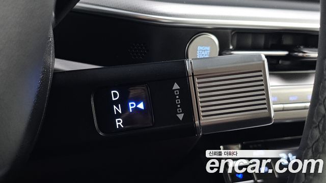 Hyundai Grandeur (GN7) 2,5 Gasoline 2WD Exclusive 2025 — фото 9