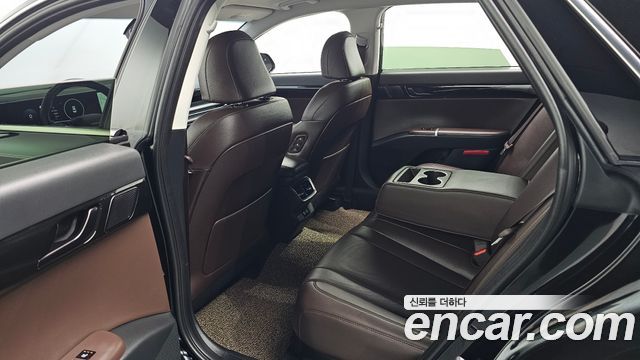 Hyundai Grandeur (GN7) 2,5 Gasoline 2WD Exclusive 2025 — фото 11