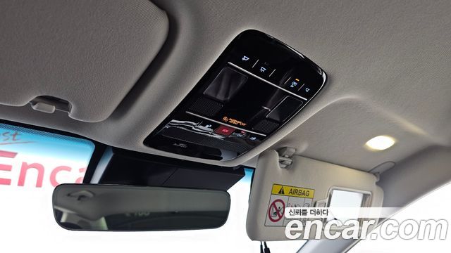 Hyundai Grandeur (GN7) 2,5 Gasoline 2WD Exclusive 2025 — фото 19