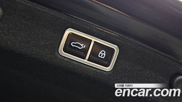 Hyundai Grandeur (GN7) 2,5 Gasoline 2WD Exclusive 2025 — фото 20