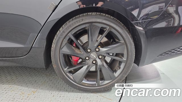 Genesis G70 Gasoline 2.0T 2WD 2023 — фото 21