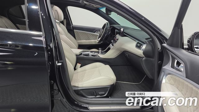 Genesis G70 Gasoline 2.0T 2WD 2023 — фото 26