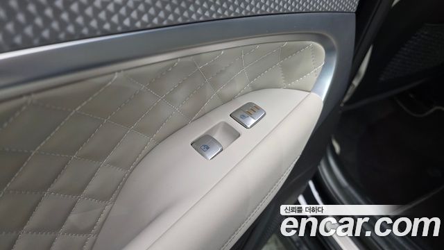 Genesis G70 Gasoline 2.0T 2WD 2023 — фото 30