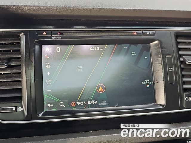 Kia Carnival 9-seater Prestige 2015 — фото 18