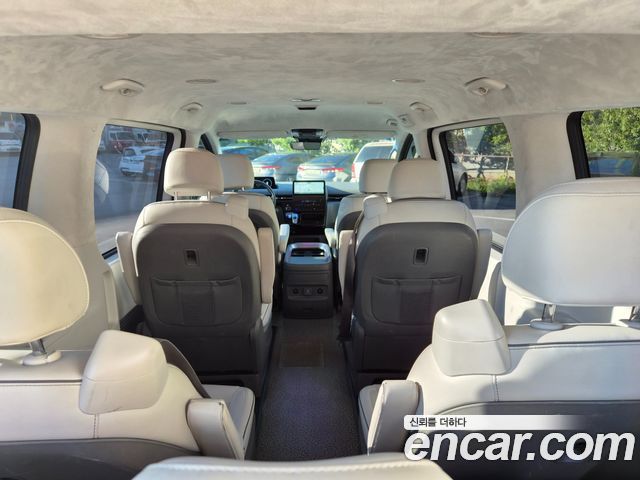 Hyundai Staria L3.5 Lounge 9-Seater Inspiration 2024 — фото 21