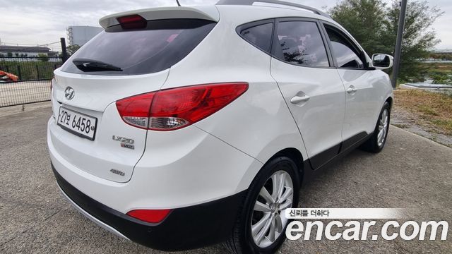 Hyundai Tucson ix Diesel 4WD LX20 Premier 2013 — фото 4