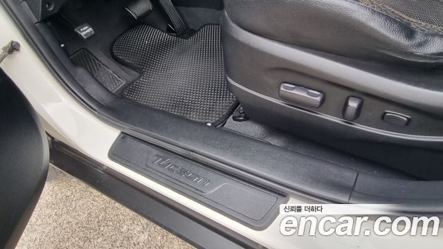 Hyundai Tucson ix Diesel 4WD LX20 Premier 2013 — фото 8