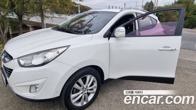 Hyundai Tucson ix Diesel 4WD LX20 Premier 2013 — фото 10