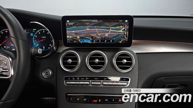 Mercedes-Benz GLC-Class (X253) GCL300 4MATIC Coupe 2023 — фото 13
