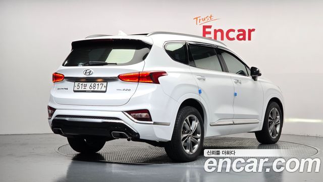Hyundai Santa Fe (TM) Diesel 2.2 2WD Inspiraition 2019 — фото 2