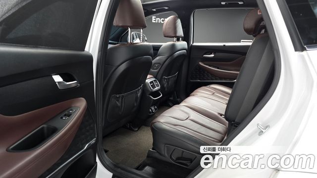 Hyundai Santa Fe (TM) Diesel 2.2 2WD Inspiraition 2019 — фото 15