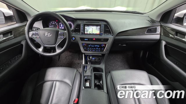 Hyundai Sonata (LF) 2.0 Smart 2015 — фото 7