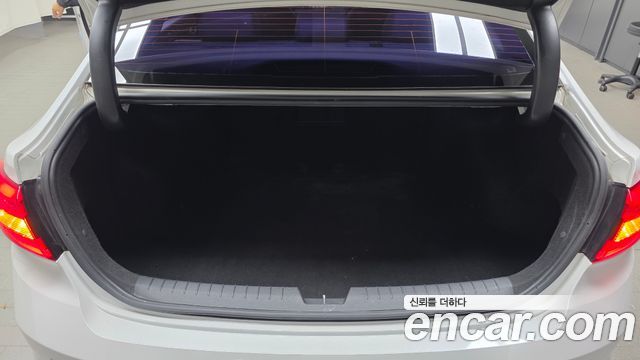 Hyundai Sonata (LF) 2.0 Smart 2015 — фото 17