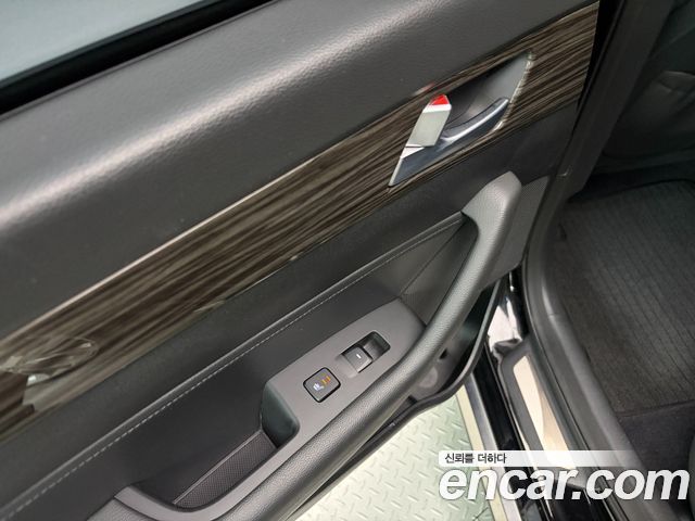 Hyundai Sonata (LF) 2.0 Premium 2015 — фото 19