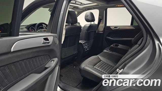 Mercedes-Benz GLE-Class (W166) GLE350 d 4MATIC Premium 2018 — фото 12