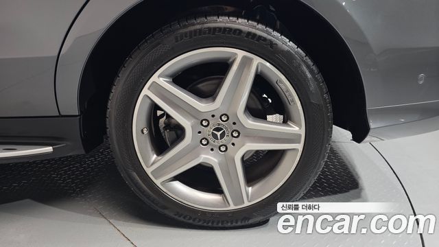 Mercedes-Benz GLE-Class (W166) GLE350 d 4MATIC Premium 2018 — фото 21