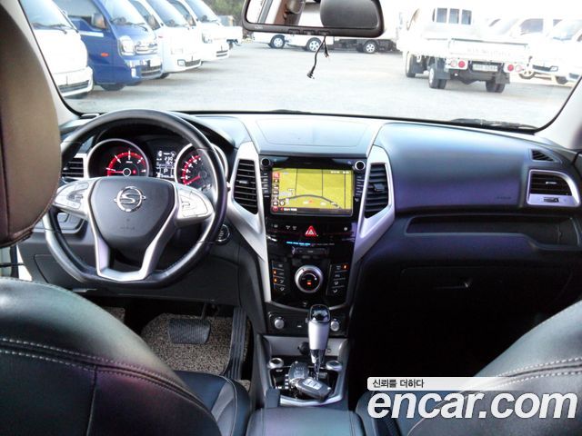 KG Mobility (SsangYong) Tivoli Diesel VX 2WD 2016 — фото 7
