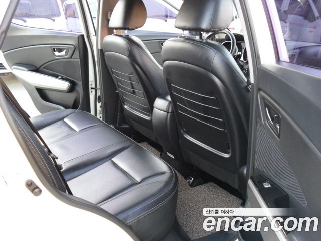 KG Mobility (SsangYong) Tivoli Diesel VX 2WD 2016 — фото 15