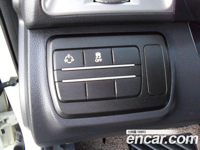KG Mobility (SsangYong) Tivoli Diesel VX 2WD 2016 — фото 18