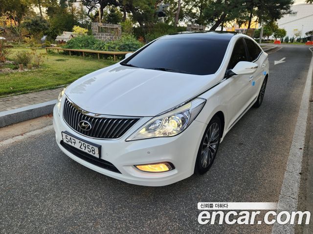 Hyundai Grandeur (HG) HG240 Modern