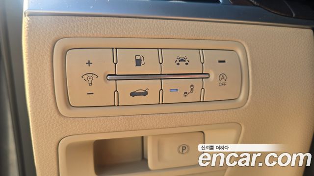 Genesis G80 2.2D AWD Luxury 2018 — фото 20