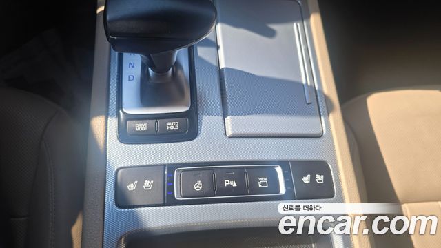 Genesis G80 2.2D AWD Luxury 2018 — фото 21