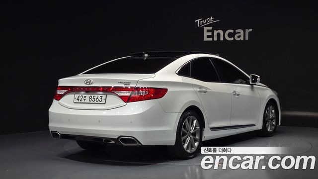 Hyundai Grandeur (HG) HG220 Diesel Premium 2015 — фото 2