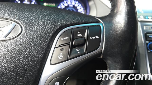 Hyundai Grandeur (HG) HG220 Diesel Premium 2015 — фото 15