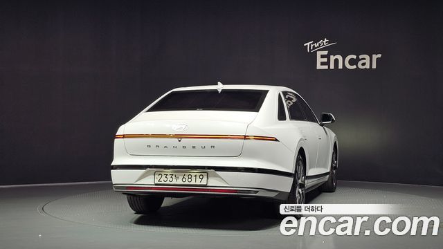 Hyundai Grandeur (GN7) 3.5 LPG 2WD Premium 2023 — фото 4