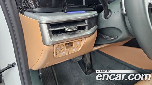 Hyundai Grandeur (GN7) 3.5 LPG 2WD Premium 2023 — фото 16