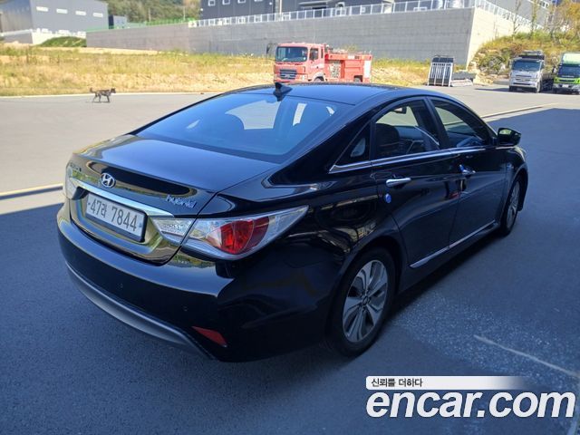Hyundai Sonata Hybrid 2.0 Premium 2014 — фото 2