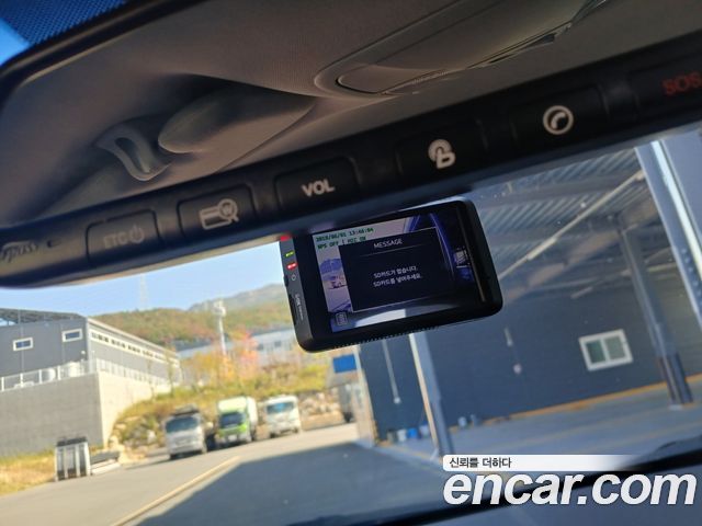 Hyundai Sonata Hybrid 2.0 Premium 2014 — фото 18