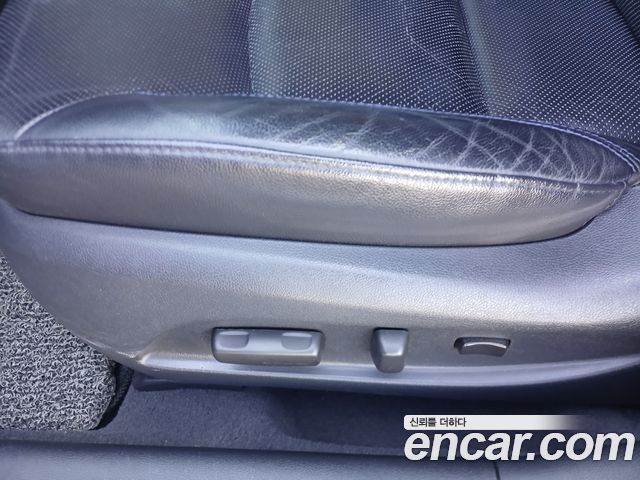 Hyundai Sonata Hybrid 2.0 Premium 2014 — фото 19