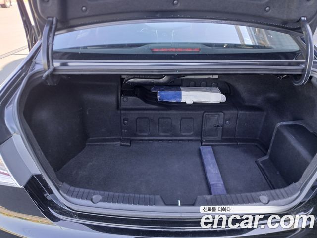 Hyundai Sonata Hybrid 2.0 Premium 2014 — фото 24